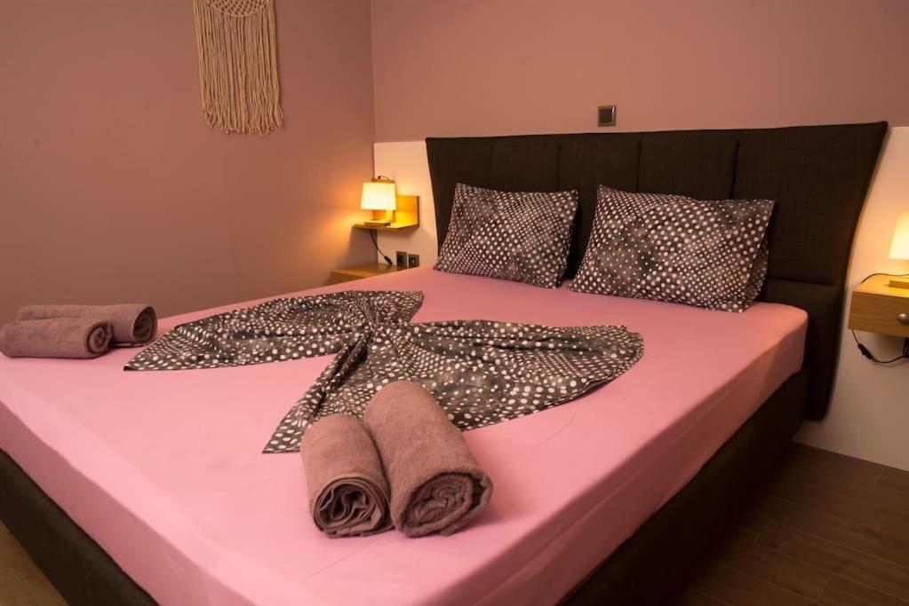 Deluxe Apartment In The Center Kalamata Exterior foto