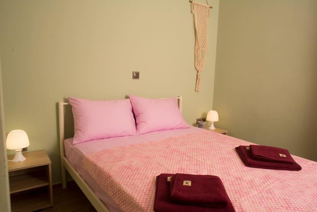 Deluxe Apartment In The Center Kalamata Exterior foto